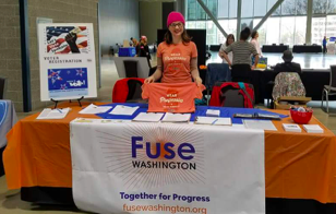 An Eastern Washington volunteer tabling at a local community college campus.